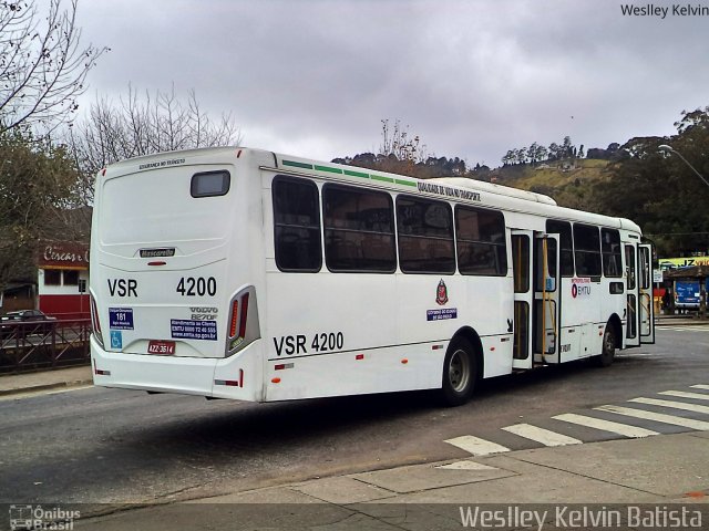 Viação São Roque VSR 4200 na cidade de São Roque, São Paulo, Brasil, por Weslley Kelvin Batista. Número da foto: #5211409.