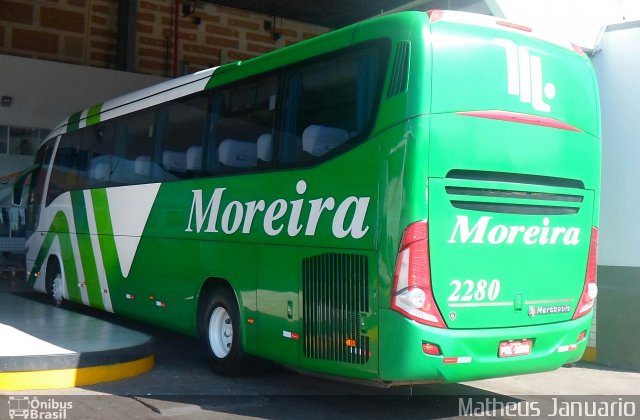 Empresa de Transportes e Turismo Moreira 2280 na cidade de Goiânia, Goiás, Brasil, por Matheus Januario. ID da foto: 5212360.