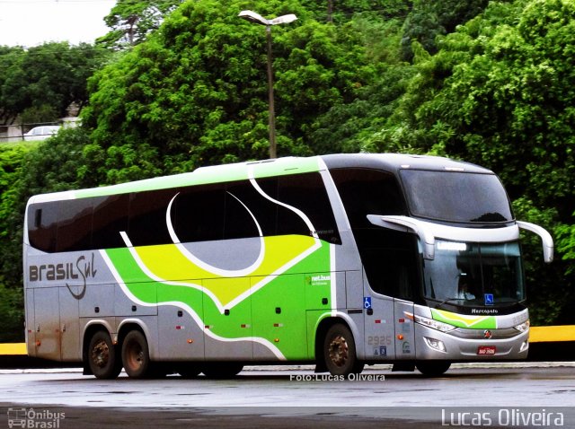 Brasil Sul Linhas Rodoviárias 2925 na cidade de Londrina, Paraná, Brasil, por Lucas Oliveira . Número da foto: #5212917.