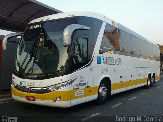 Empresa Cruz 20503 na cidade de Osasco, São Paulo, Brasil, por Jonathan  Aguiar Correa. Número da foto: #5216718.