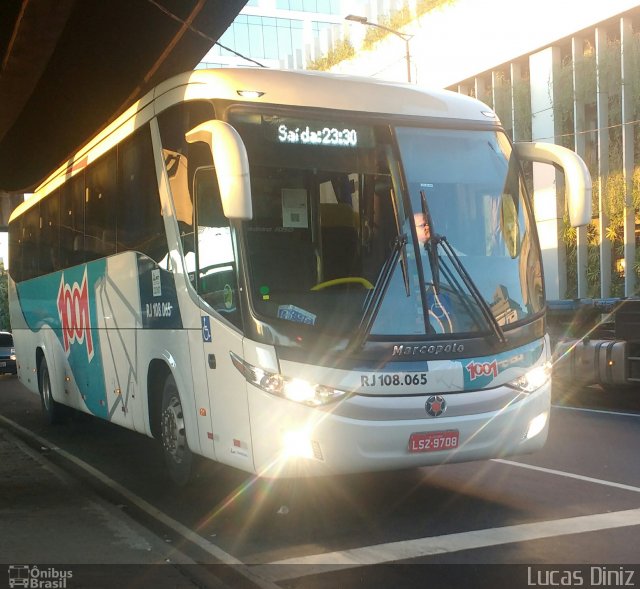 Auto Viação 1001 RJ 108.065 na cidade de Rio de Janeiro, Rio de Janeiro, Brasil, por Lucas Diniz. ID da foto: 5217669.