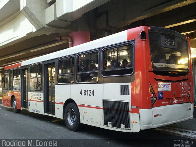 Express Transportes Urbanos Ltda 4 8124 na cidade de São Paulo, São Paulo, Brasil, por Jonathan  Aguiar Correa. Número da foto: #5221056.