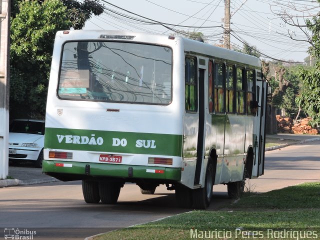 Ônibus Particulares 3671 na cidade de Gravataí, Rio Grande do Sul, Brasil, por Mauricio Peres Rodrigues. ID da foto: 5225493.