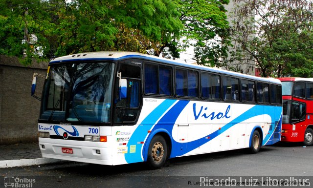Visol Turismo 700 na cidade de Aparecida, São Paulo, Brasil, por Ricardo Luiz. Número da foto: #5225352.