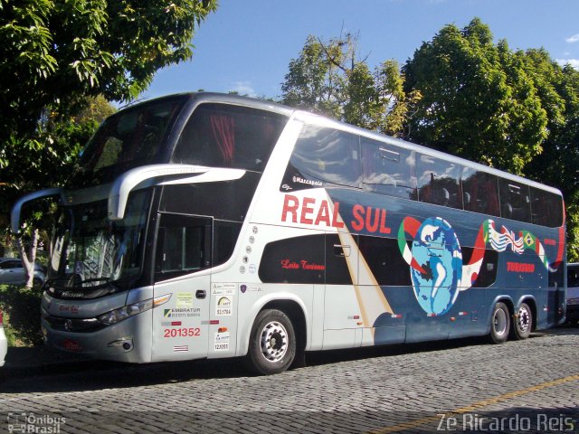 Real Sul Turismo 201352 na cidade de Petrópolis, Rio de Janeiro, Brasil, por Zé Ricardo Reis. Número da foto: #5224266.