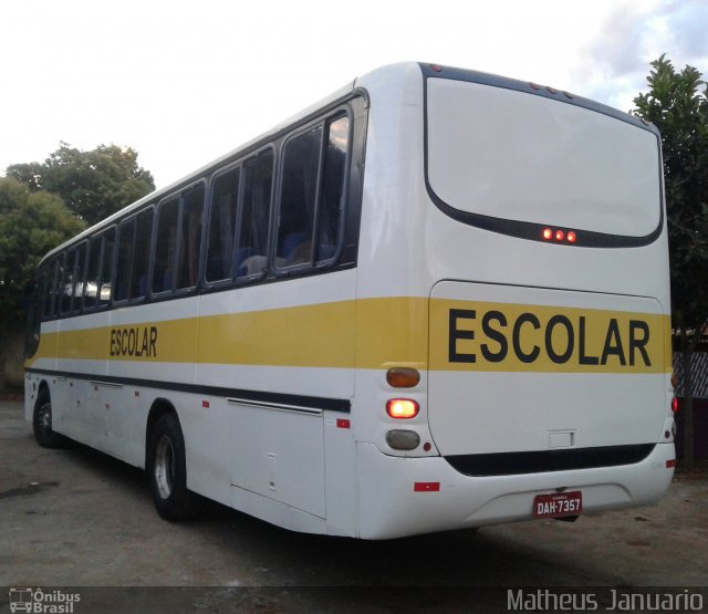Escolares 7357 na cidade de Anápolis, Goiás, Brasil, por Matheus Januario. Número da foto: #5227233.