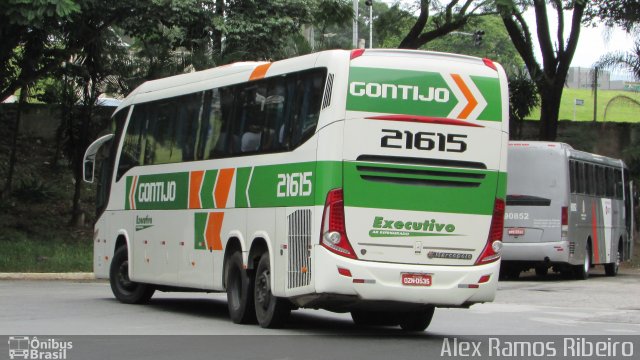 Empresa Gontijo de Transportes 21615 na cidade de Taubaté, São Paulo, Brasil, por Alex Ramos Ribeiro. Número da foto: #5231982.