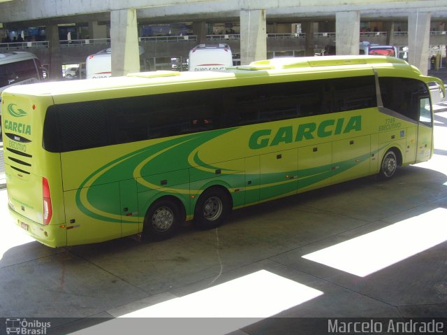 Viação Garcia 7749 na cidade de Curitiba, Paraná, Brasil, por Marcelo Andrade. Número da foto: #5233115.