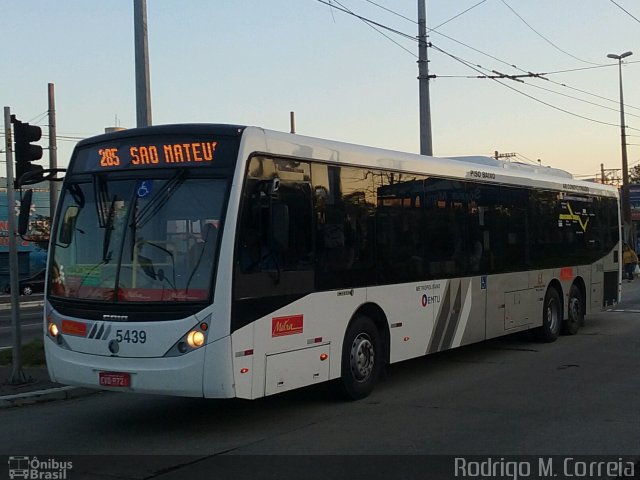 Metra - Sistema Metropolitano de Transporte 5439 na cidade de Mauá, São Paulo, Brasil, por Jonathan  Aguiar Correa. Número da foto: #5235504.