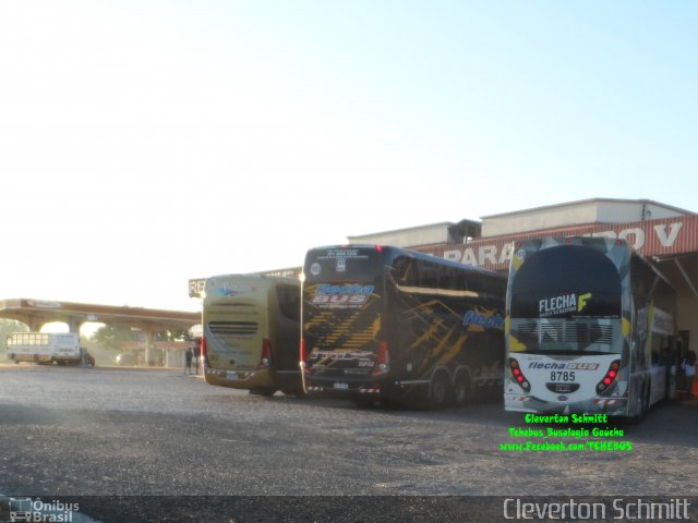 Flecha Bus 8785 na cidade de Pantano Grande, Rio Grande do Sul, Brasil, por Cleverton Schmitt. Número da foto: #5234097.