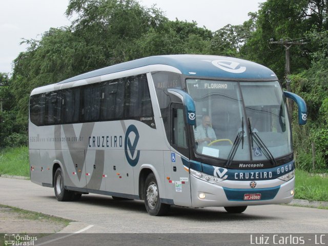Viação Cruzeiro 6060 na cidade de Recife, Pernambuco, Brasil, por Luiz Carlos de Santana. Número da foto: #5233892.