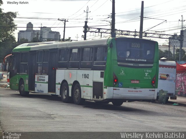 Viação Santa Brígida 1 1842 na cidade de São Paulo, São Paulo, Brasil, por Weslley Kelvin Batista. ID da foto: 5236537.