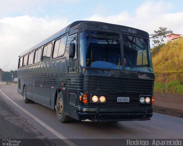 Ônibus Particulares 6973 na cidade de Conselheiro Lafaiete, Minas Gerais, Brasil, por Rodrigo  Aparecido. ID da foto: 5237342.