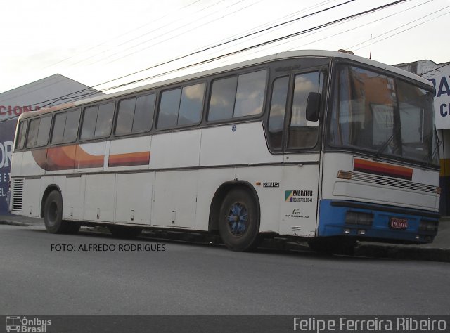 Ônibus Particulares  na cidade de Pelotas, Rio Grande do Sul, Brasil, por Felipe Ferreira Ribeiro. ID da foto: 5238619.