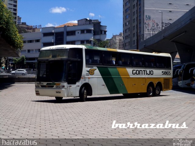 Empresa Gontijo de Transportes 5865 na cidade de Belo Horizonte, Minas Gerais, Brasil, por Rodrigo Barraza. ID da foto: 5239113.