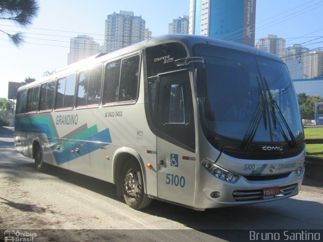 Grandino Transportes 5100 na cidade de Taboão da Serra, São Paulo, Brasil, por Bruno Santino. Número da foto: #5171660.