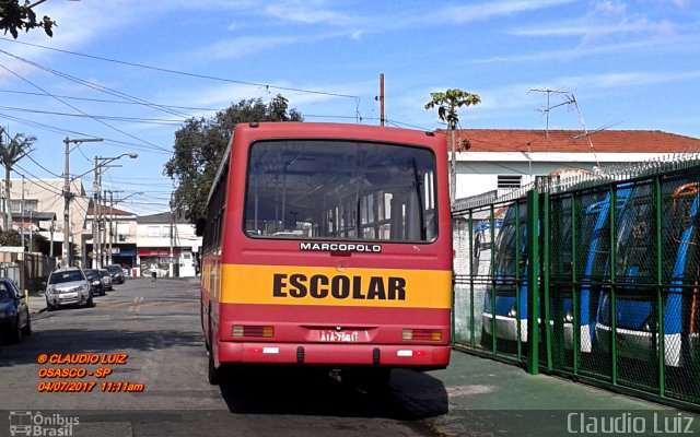 Escolares 7561 na cidade de Osasco, São Paulo, Brasil, por Claudio Luiz. ID da foto: 5174637.