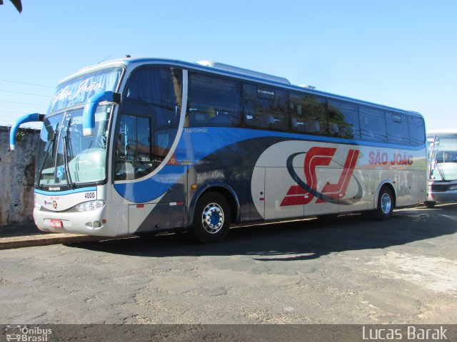 São João Turismo 4000 na cidade de Tambaú, São Paulo, Brasil, por Lucas Elson de Oliveira. ID da foto: 5174544.