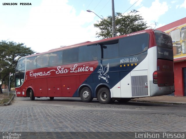 Expresso São Luiz 6960 na cidade de Caruaru, Pernambuco, Brasil, por Lenilson da Silva Pessoa. Número da foto: #5181666.
