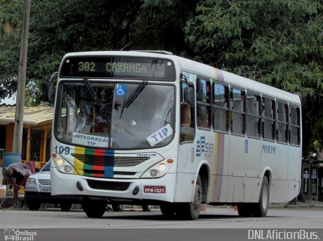 Viação Mirim 109 na cidade de Recife, Pernambuco, Brasil, por Danilo Elisio da Costa. Número da foto: #5182616.