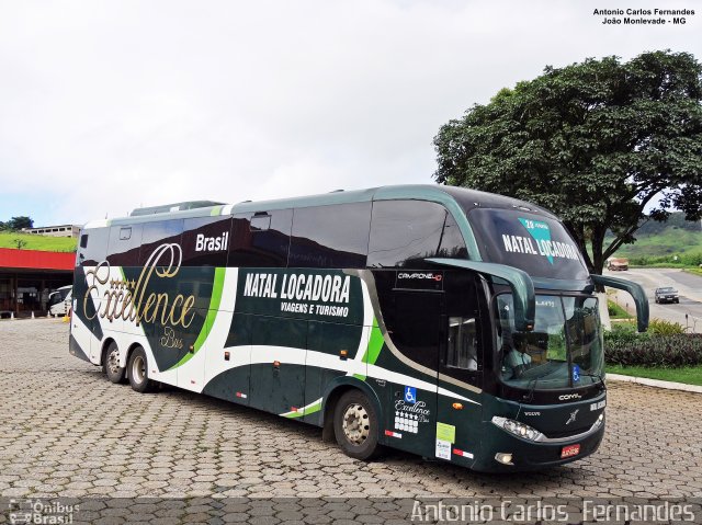 Natal Locadora Viagens e Turismo 180 na cidade de João Monlevade, Minas Gerais, Brasil, por Antonio Carlos Fernandes. Número da foto: #5263843.