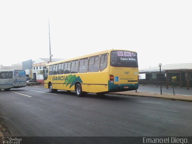 Viação Garcia 7487 na cidade de Apucarana, Paraná, Brasil, por Emanoel Diego.. Número da foto: #5271412.