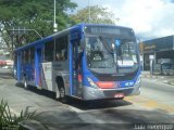 Viação Jacareí 44.737 na cidade de Arujá, São Paulo, Brasil, por Luiz Henrique. Número da foto: #:id.