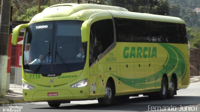 Viação Garcia 7719 na cidade de Campos do Jordão, São Paulo, Brasil, por Fernando Júnior. ID da foto: 5274911.