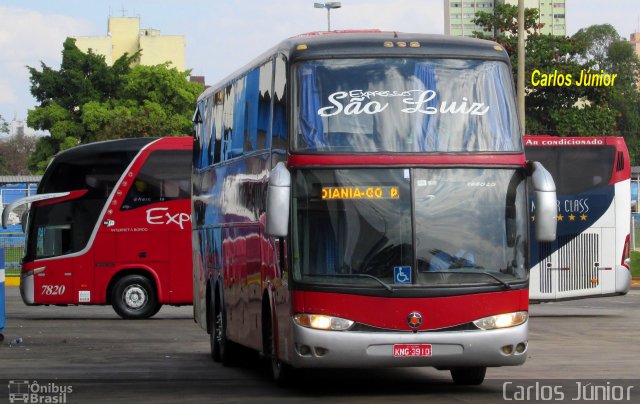 Expresso São Luiz 6840 na cidade de Goiânia, Goiás, Brasil, por Carlos Júnior. ID da foto: 5277243.