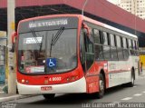 Express Transportes Urbanos Ltda 4 8002 na cidade de São Paulo, São Paulo, Brasil, por Luiz Guilherme  Nascimento. Número da foto: #:id.