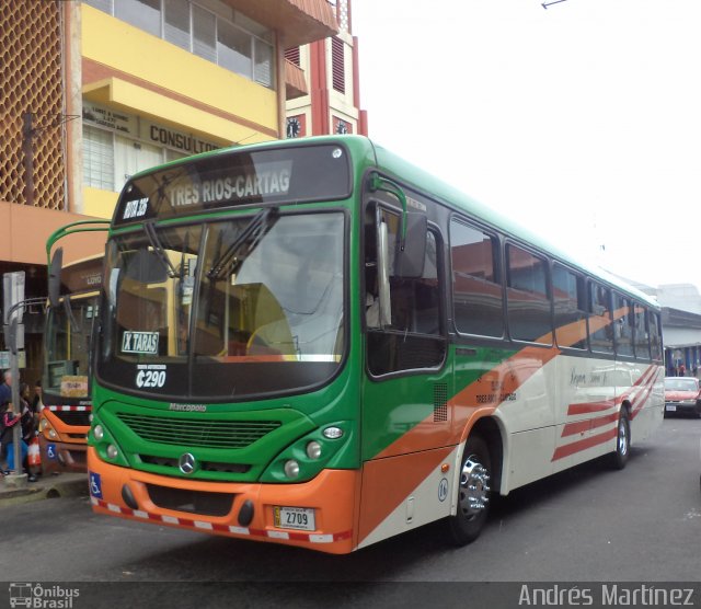 Transportes Otto y Eladio Leiva 16 na cidade de , por Andrés Martínez Rodríguez. Número da foto: #5280750.
