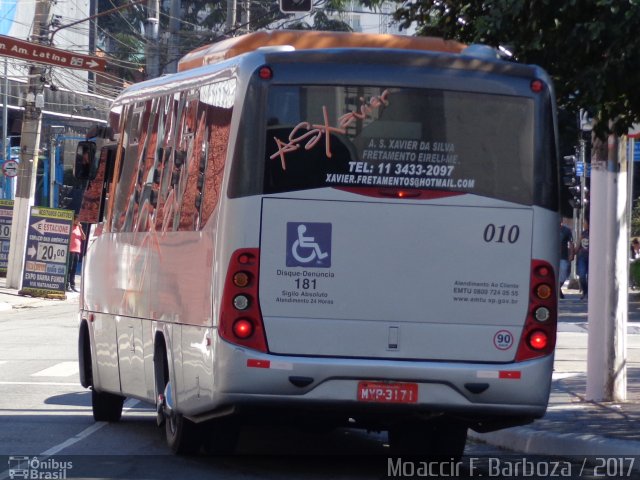 A.S. Xavier Turismo 010 na cidade de São Paulo, São Paulo, Brasil, por Moaccir  Francisco Barboza. Número da foto: #5280558.