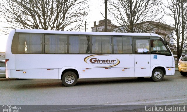 Viação Giratur 1600 na cidade de Caxias do Sul, Rio Grande do Sul, Brasil, por Carlos Gabriel. Número da foto: #5285460.