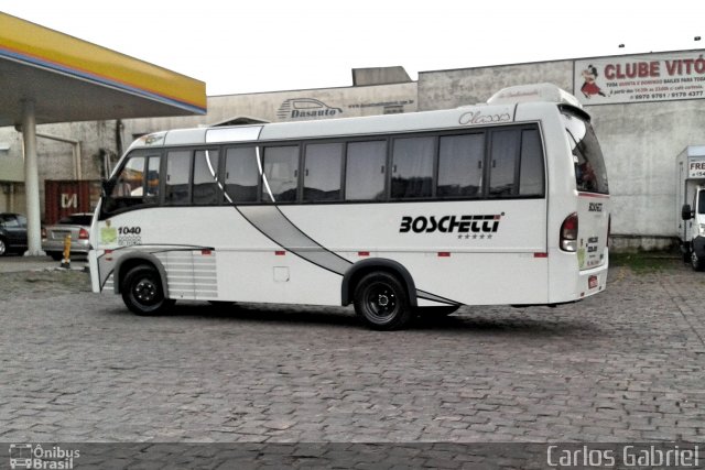 Boschetti Transportes e Turismo 1040 na cidade de Caxias do Sul, Rio Grande do Sul, Brasil, por Carlos Gabriel. Número da foto: #5285454.