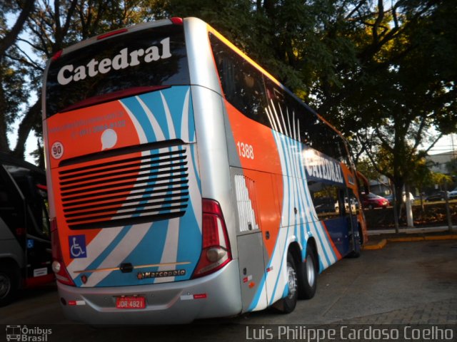 Catedral Turismo 1388 na cidade de São Paulo, São Paulo, Brasil, por Luis Philippe Cardoso Coelho. Número da foto: #5290715.