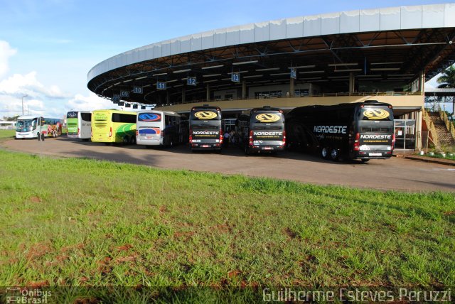 Expresso Nordeste 4870 na cidade de Campo Mourão, Paraná, Brasil, por Guilherme Esteves Peruzzi. Número da foto: #5291912.