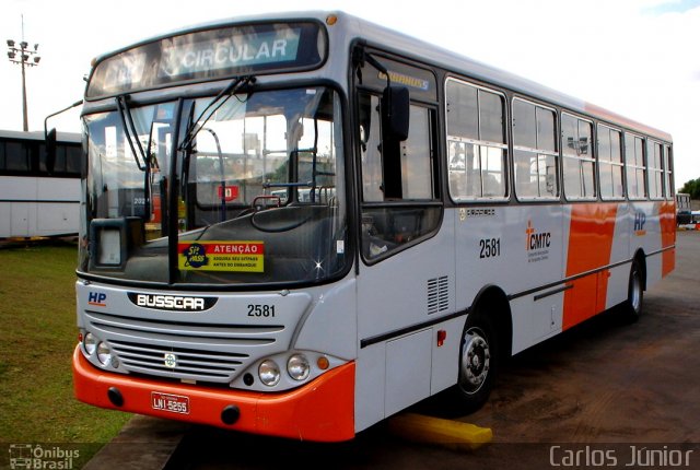 HP Transportes Coletivos 2581 na cidade de Goiânia, Goiás, Brasil, por Carlos Júnior. ID da foto: 5294151.