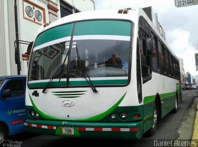 Autobuses sin identificación - Costa Rica HB 1506 na cidade de Merced, San José, San José, Costa Rica, por Daniel Brenes. Número da foto: #5296458.