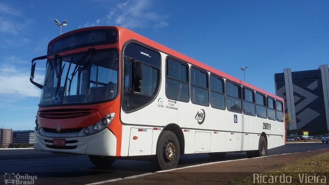 Max Transportes 260019 na cidade de Brasília, Distrito Federal, Brasil, por Ricardo Vieira. ID da foto: 5298504.