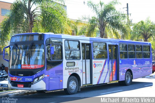 BBTT - Benfica Barueri Transporte e Turismo 27.625 na cidade de Barueri, São Paulo, Brasil, por Michael  Alberto Vieira. ID da foto: 5300122.