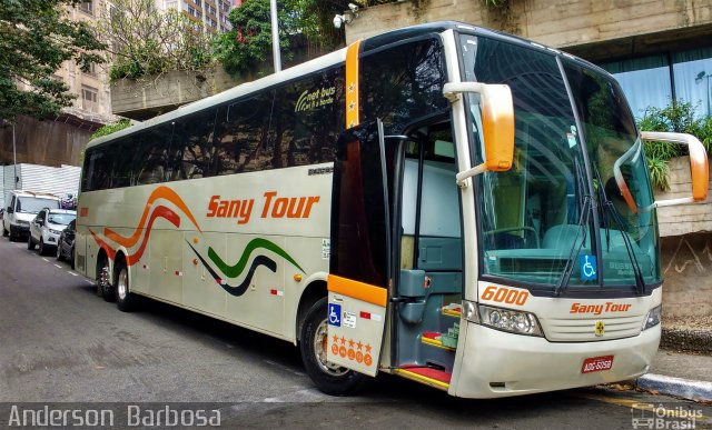 Sany Tour 6000 na cidade de São Paulo, São Paulo, Brasil, por Anderson Barbosa Marinho. Número da foto: #5300979.