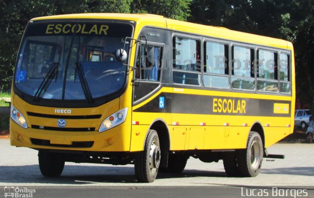 Governo do Estado de Minas Gerais Caminho da Escola  na cidade de Araxá, Minas Gerais, Brasil, por Lucas Borges . ID da foto: 5299746.