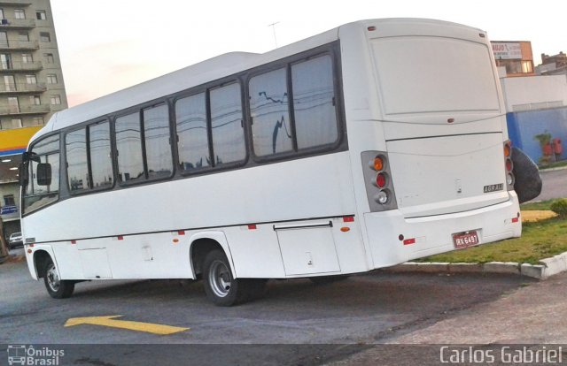 Ônibus Particulares 6497 na cidade de Caxias do Sul, Rio Grande do Sul, Brasil, por Carlos Gabriel. Número da foto: #5305667.
