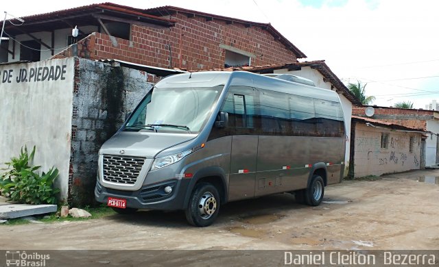 Ônibus Particulares 6114 na cidade de Jaboatão dos Guararapes, Pernambuco, Brasil, por Daniel Cleiton  Bezerra. ID da foto: 5304596.