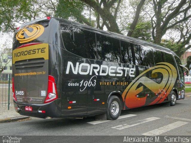 Expresso Nordeste 5465 na cidade de Curitiba, Paraná, Brasil, por Alexandre M.  Sanches. Número da foto: #5308522.