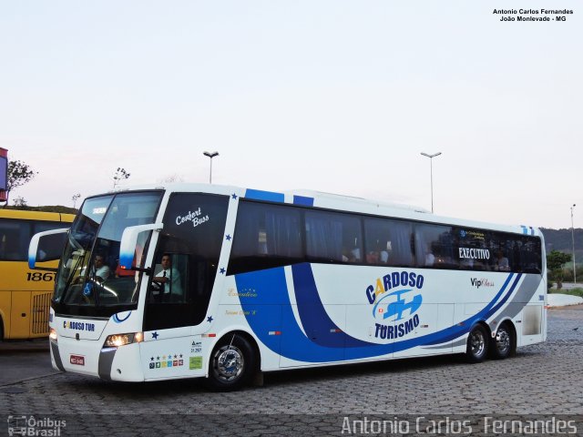 Cardoso Turismo 2000 na cidade de João Monlevade, Minas Gerais, Brasil, por Antonio Carlos Fernandes. Número da foto: #5308599.