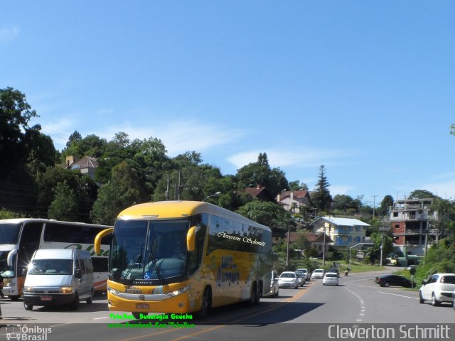 Santur - Santo Antônio Transporte Coletivo 115 na cidade de Gramado, Rio Grande do Sul, Brasil, por Cleverton Schmitt. Número da foto: #5257172.