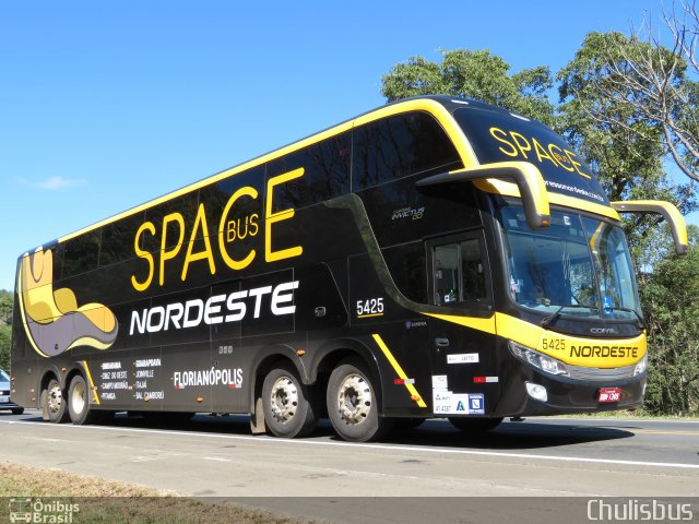 Expresso Nordeste 5425 na cidade de Londrina, Paraná, Brasil, por Paulo Roberto Chulis. Número da foto: #5262540.