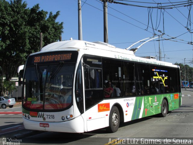 Metra - Sistema Metropolitano de Transporte 7218 na cidade de São Paulo, São Paulo, Brasil, por André Luiz Gomes de Souza. Número da foto: #5317198.