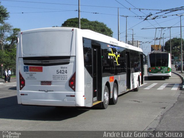 Metra - Sistema Metropolitano de Transporte 5424 na cidade de São Paulo, São Paulo, Brasil, por André Luiz Gomes de Souza. ID da foto: 5317167.